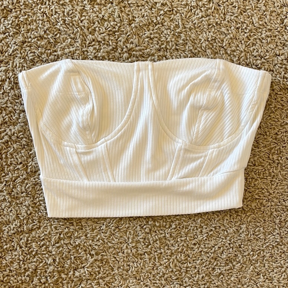 LF crop top size medium